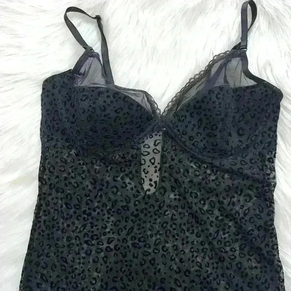 Jezebel Animal Print Babydoll Lingerie Velvet Print Medium - Picture 3 of 7